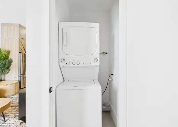 Peaceful Zen Flat 2br Oasis With Free Parking Apartamento Chicago